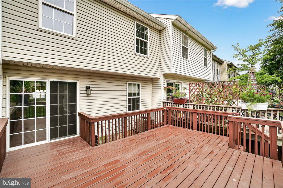 NEW MARKET WEST - Residential