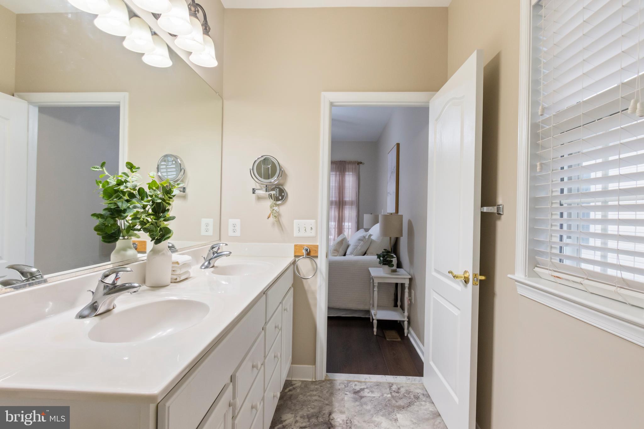 CARROLL VISTA - Residential