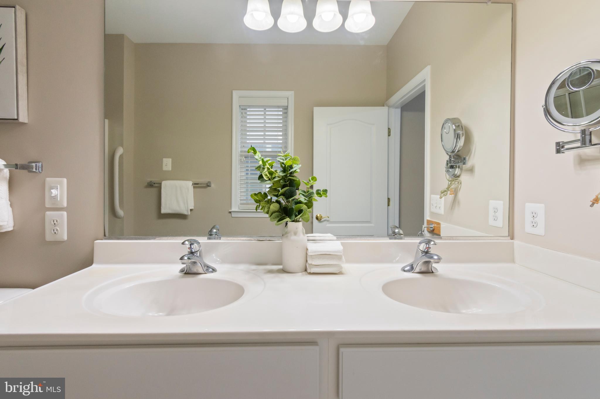 CARROLL VISTA - Residential