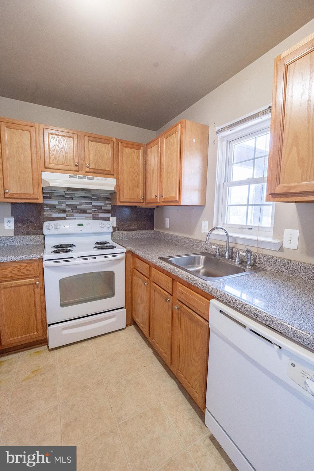 HUNTING CREEK - Residential