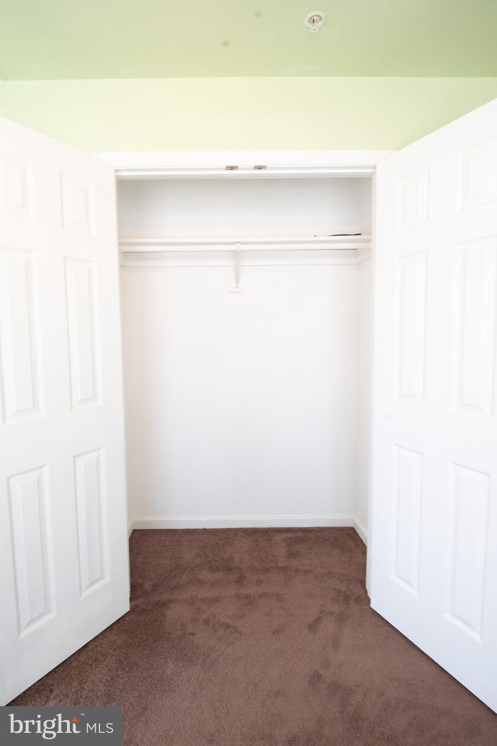 HUNTING CREEK - Residential