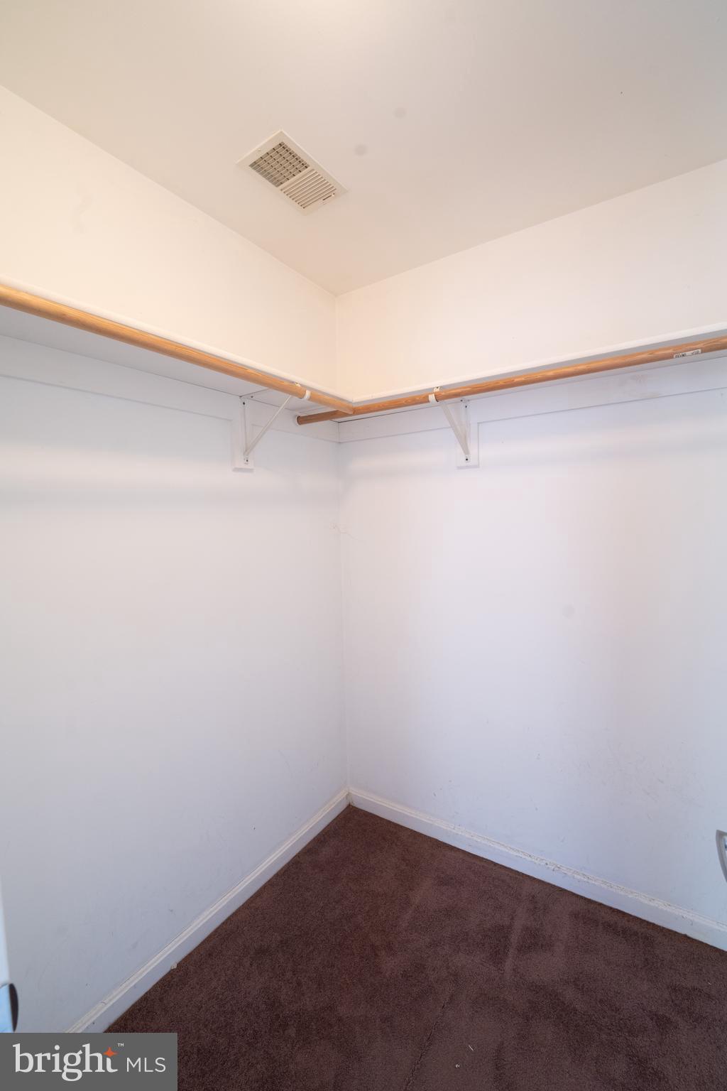 HUNTING CREEK - Residential