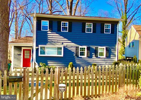 Photo of 4025 LAWRENCE AVE, KENSINGTON, MD 20895 (MLS # MDMC2082046) Photo of 4025 LAWRENCE AVE, KENSINGTON, MD 20895 (MLS # MDMC2082046)