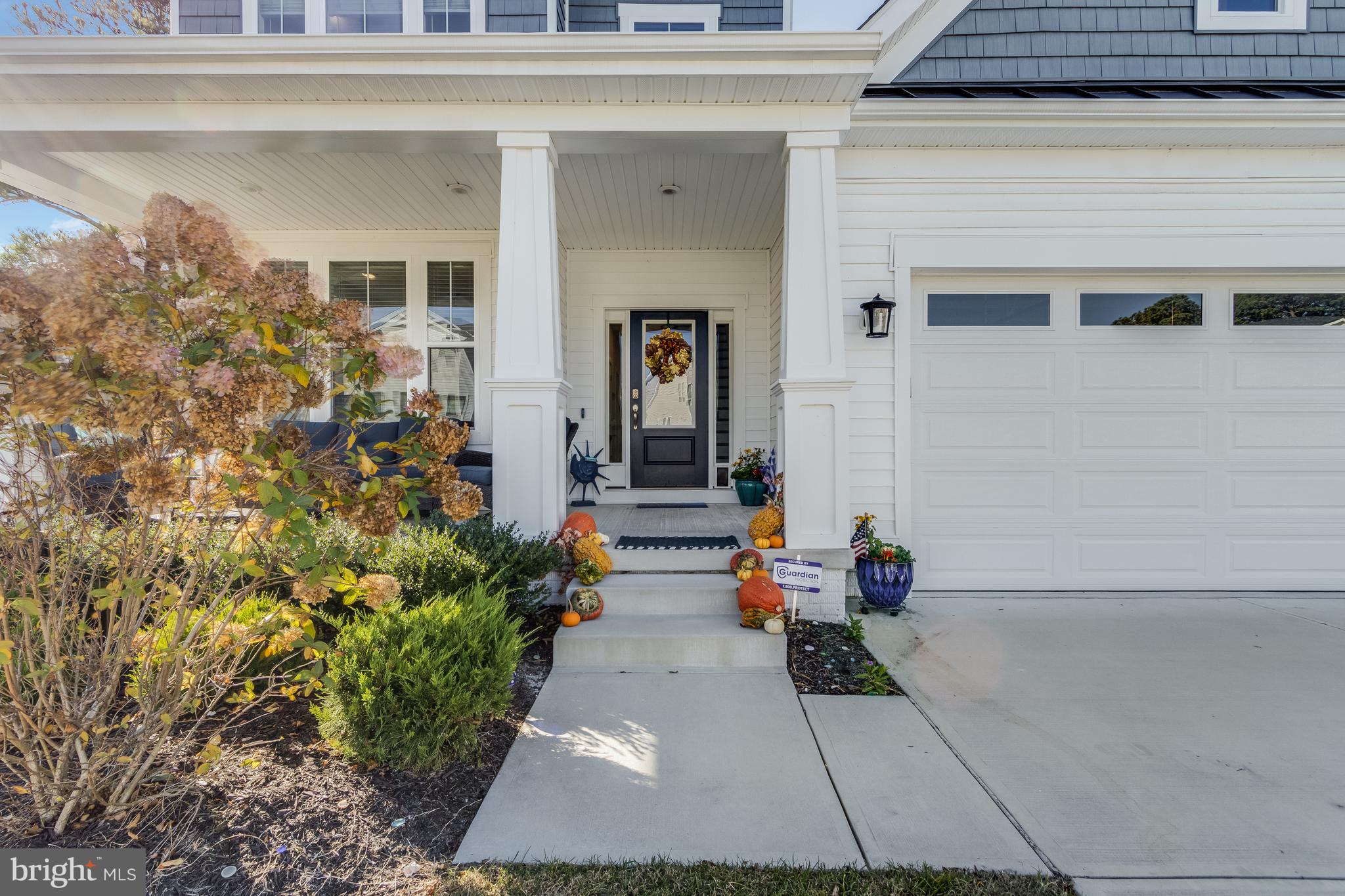 WHITE CREEK AT BETHANY - Residential