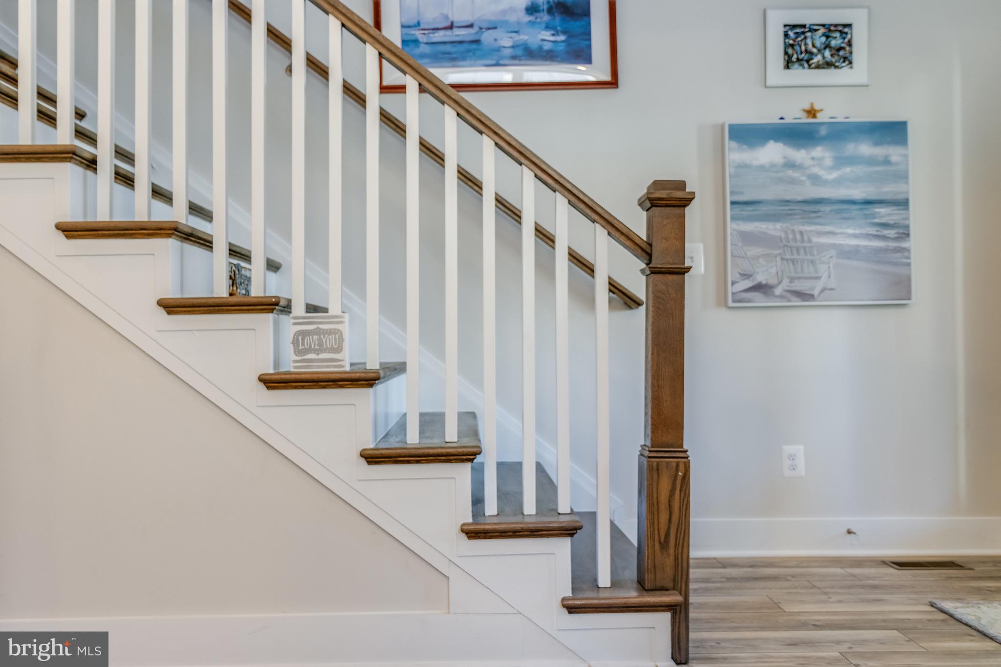 WHITE CREEK AT BETHANY - Residential