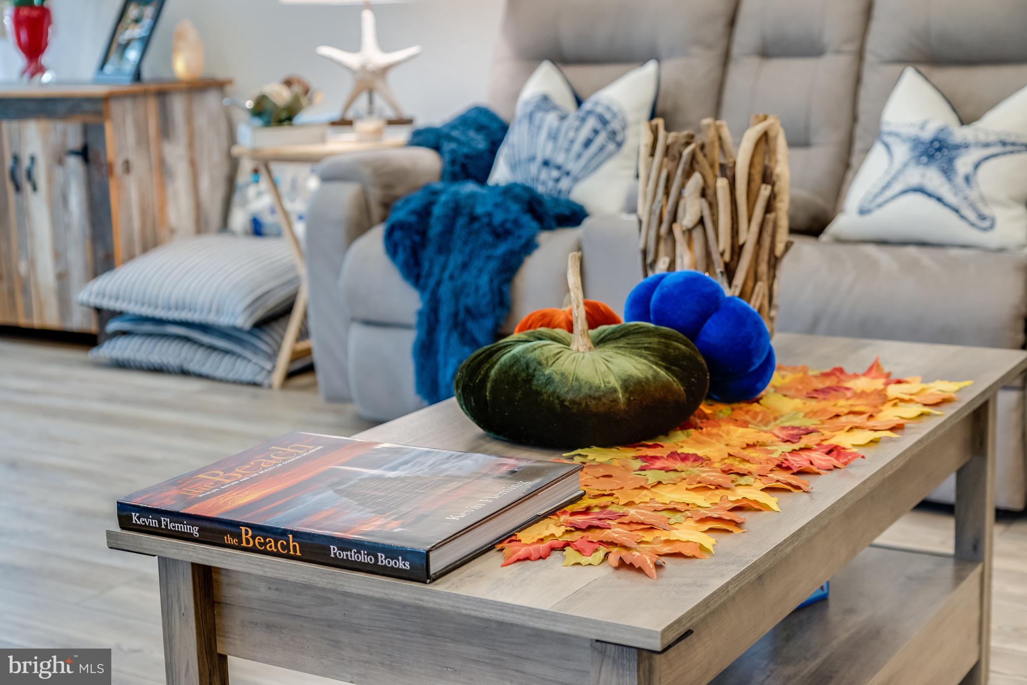 WHITE CREEK AT BETHANY - Residential