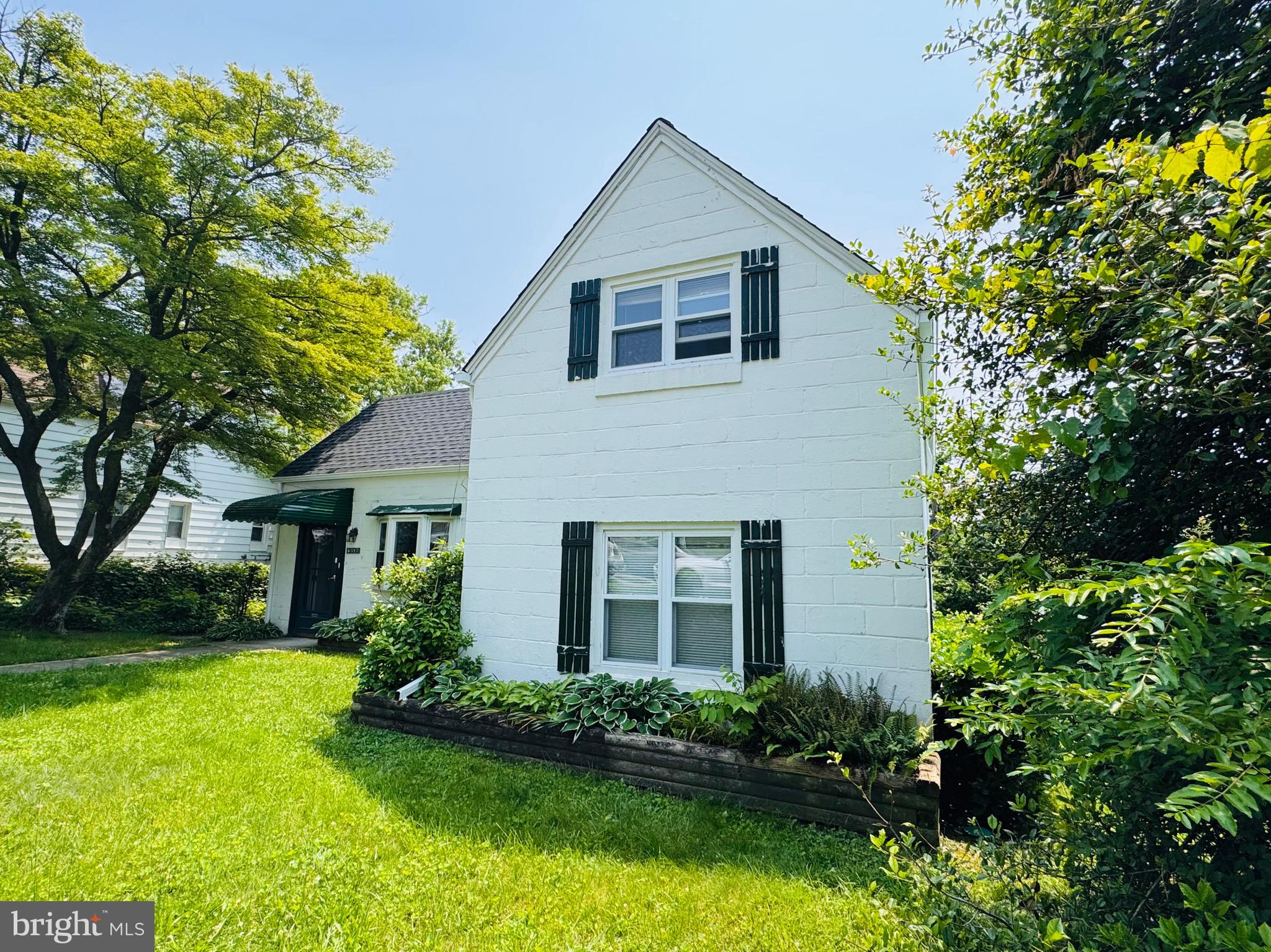 WOODLAWN - Residential