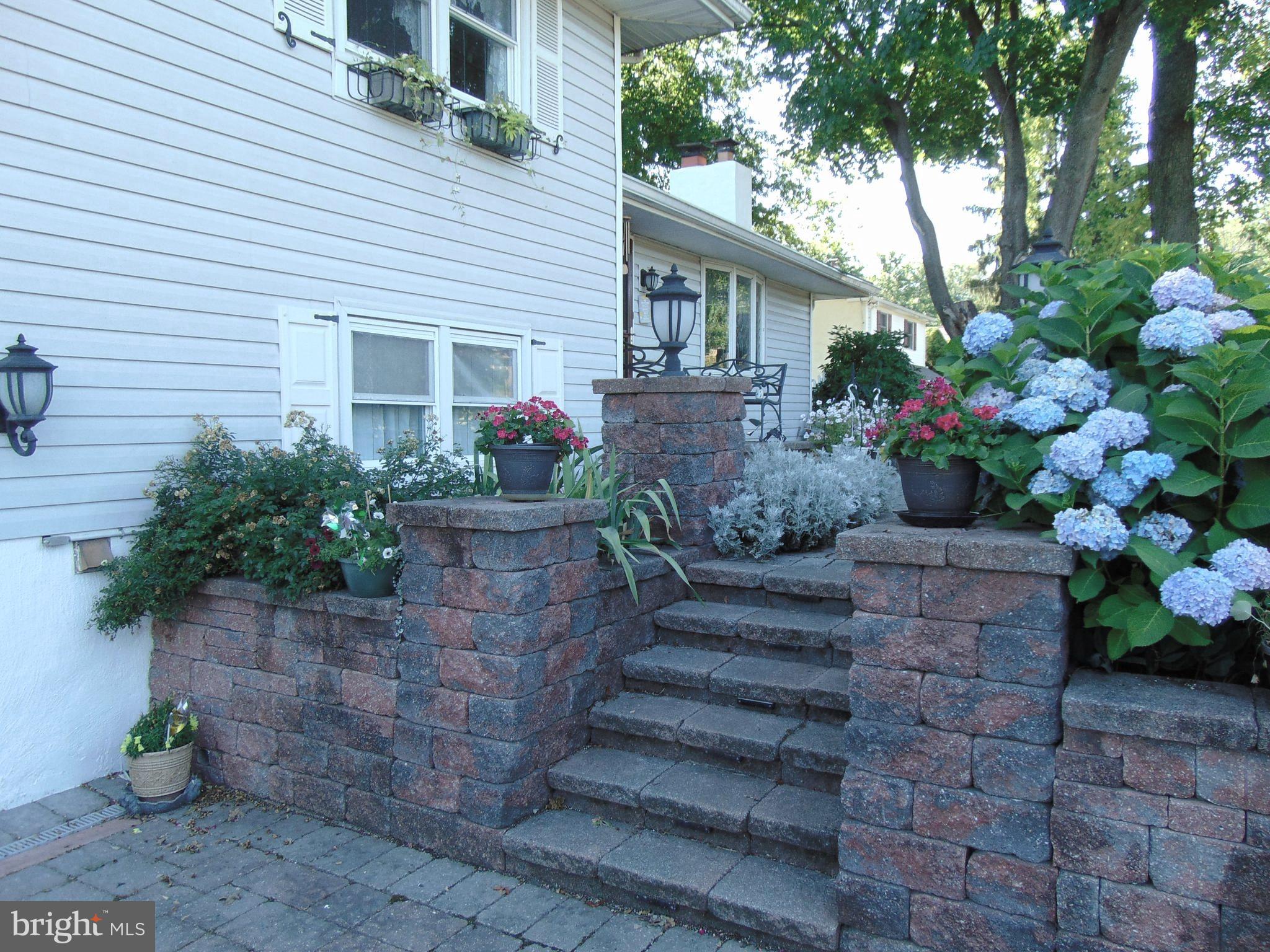 BELMONT HILLS - Residential