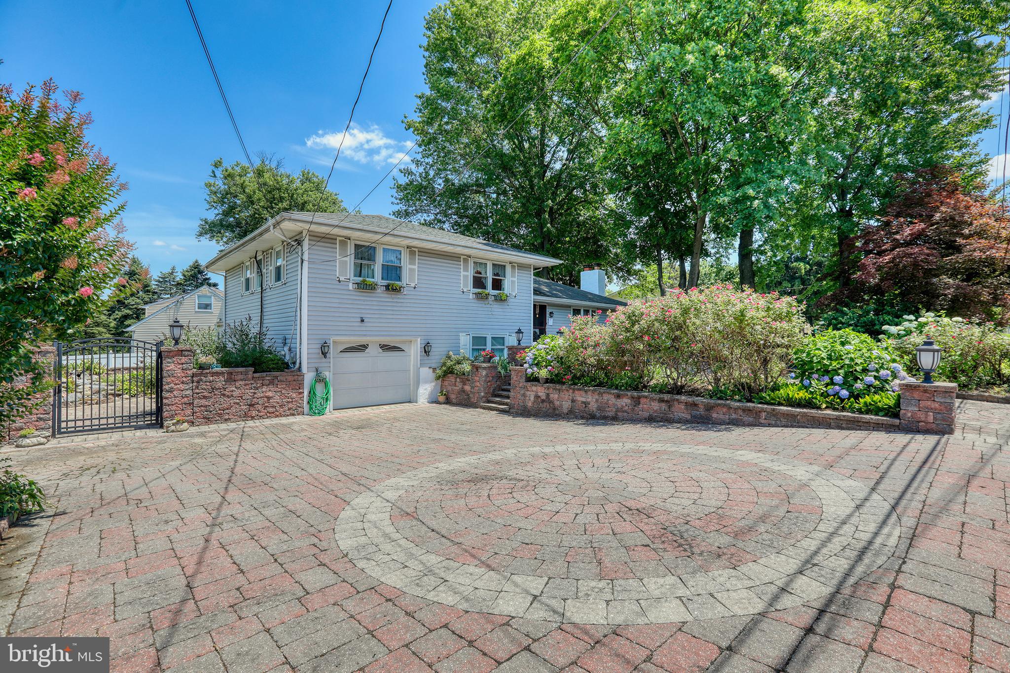 BELMONT HILLS - Residential