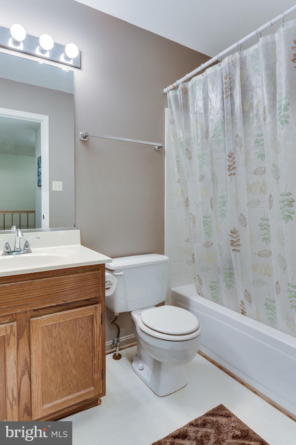 WAYSIDE VILLAGE - Residential Lease