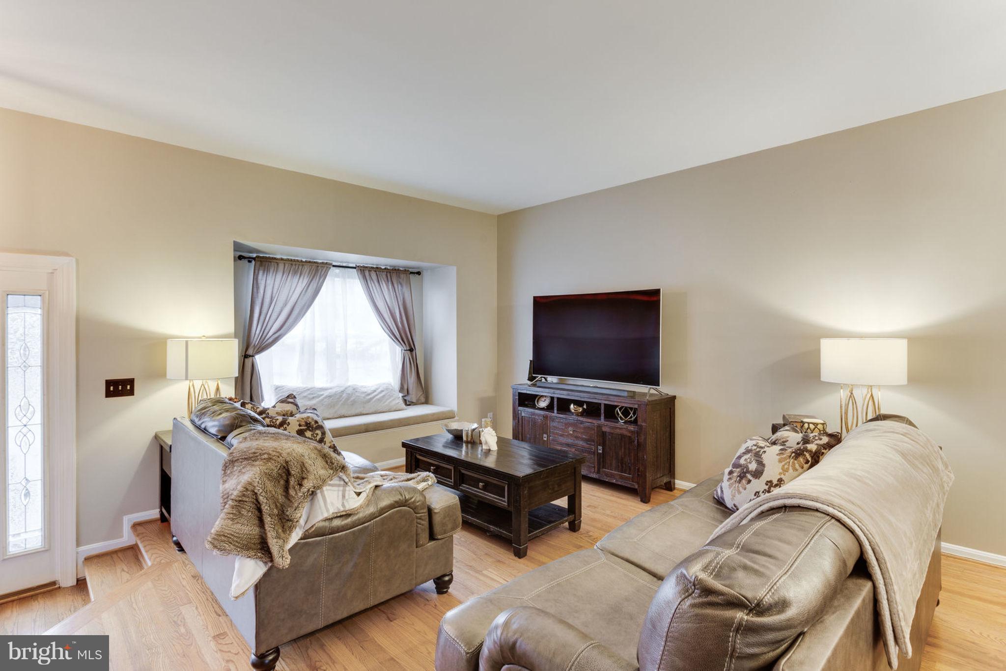 WAYSIDE VILLAGE - Residential Lease