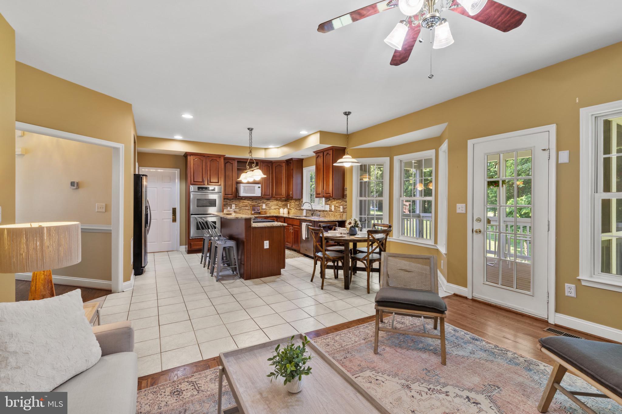 WAVERLY WOODS - Residential