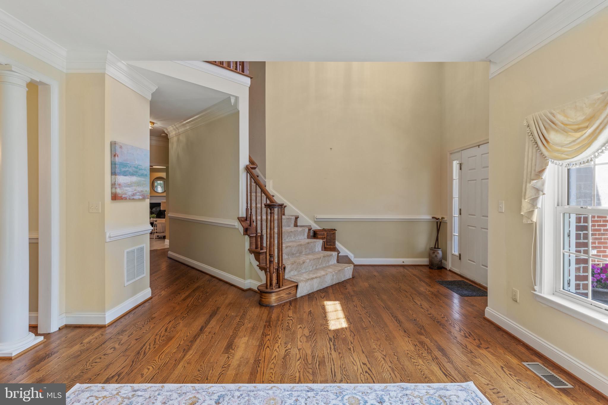 2121 CHAUCER WAY