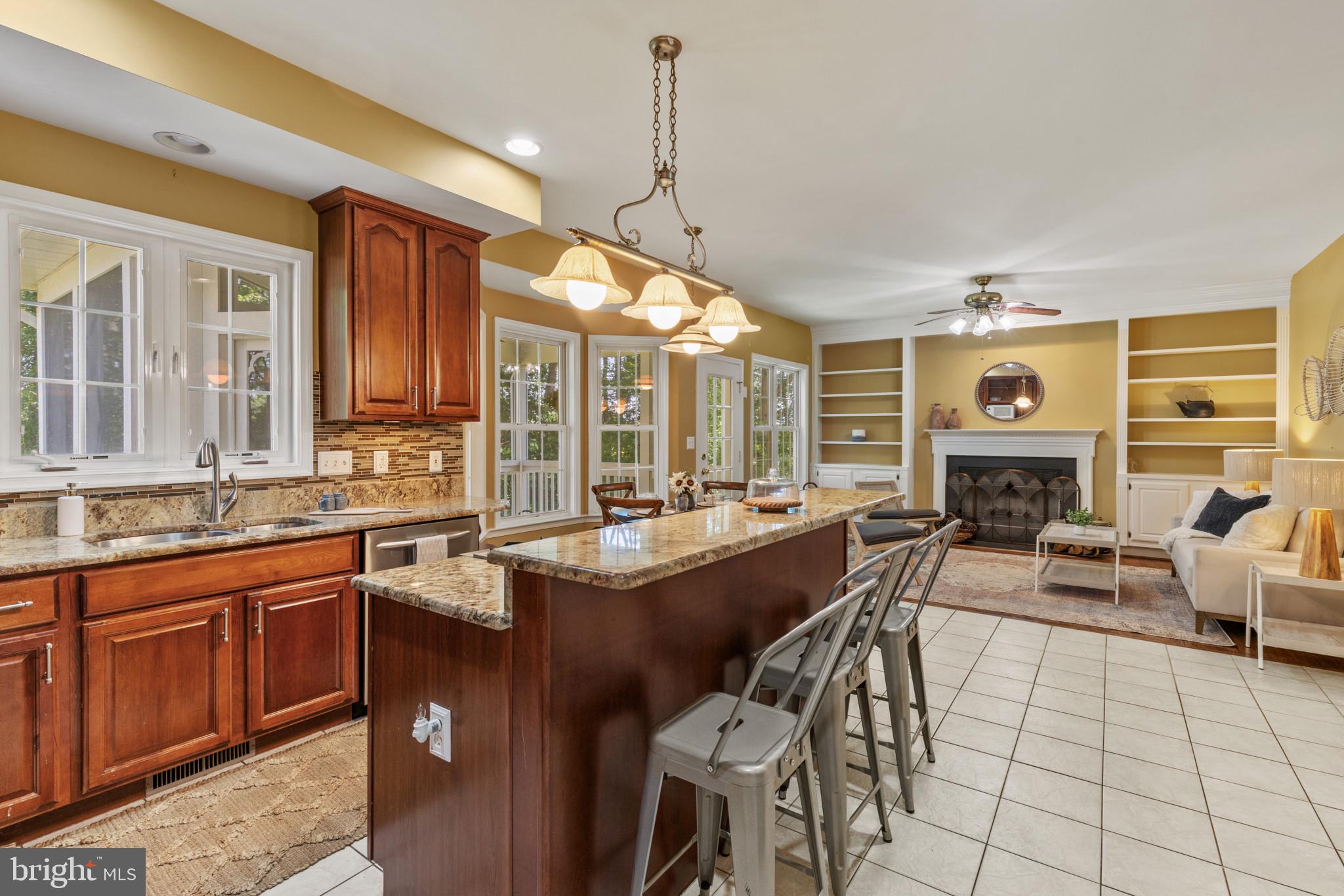 WAVERLY WOODS - Residential