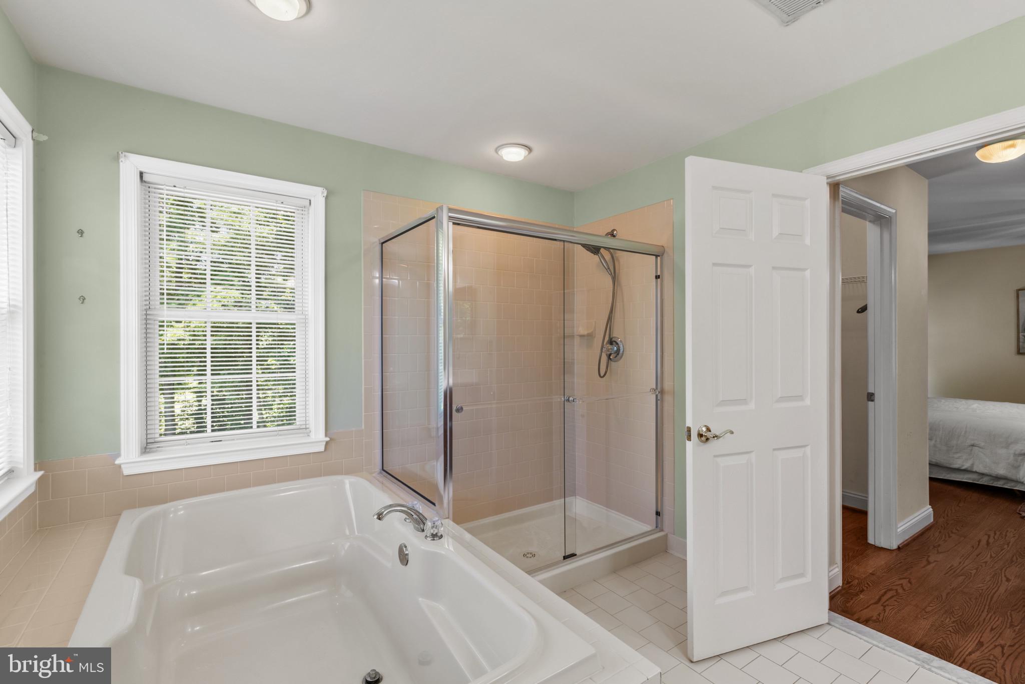 WAVERLY WOODS - Residential