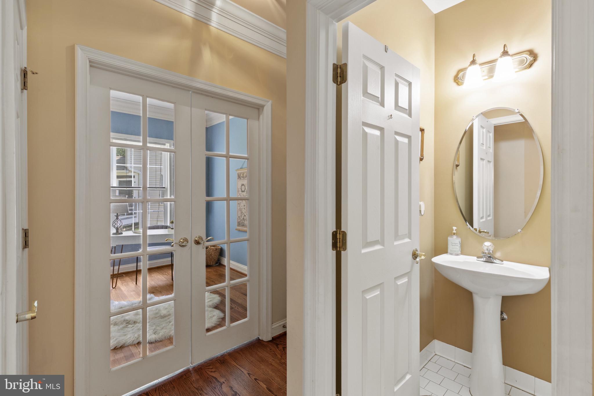 WAVERLY WOODS - Residential