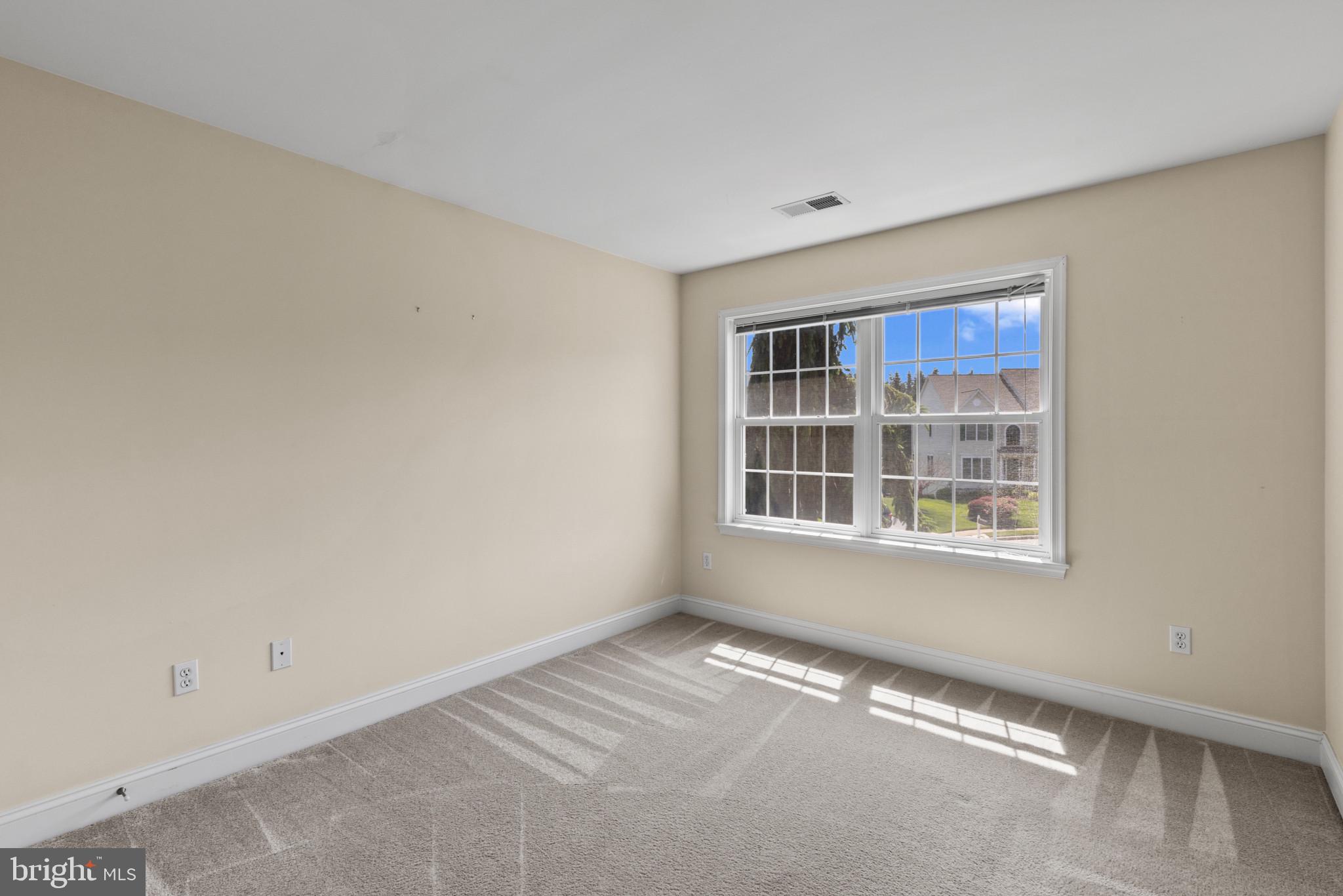 WAVERLY WOODS - Residential