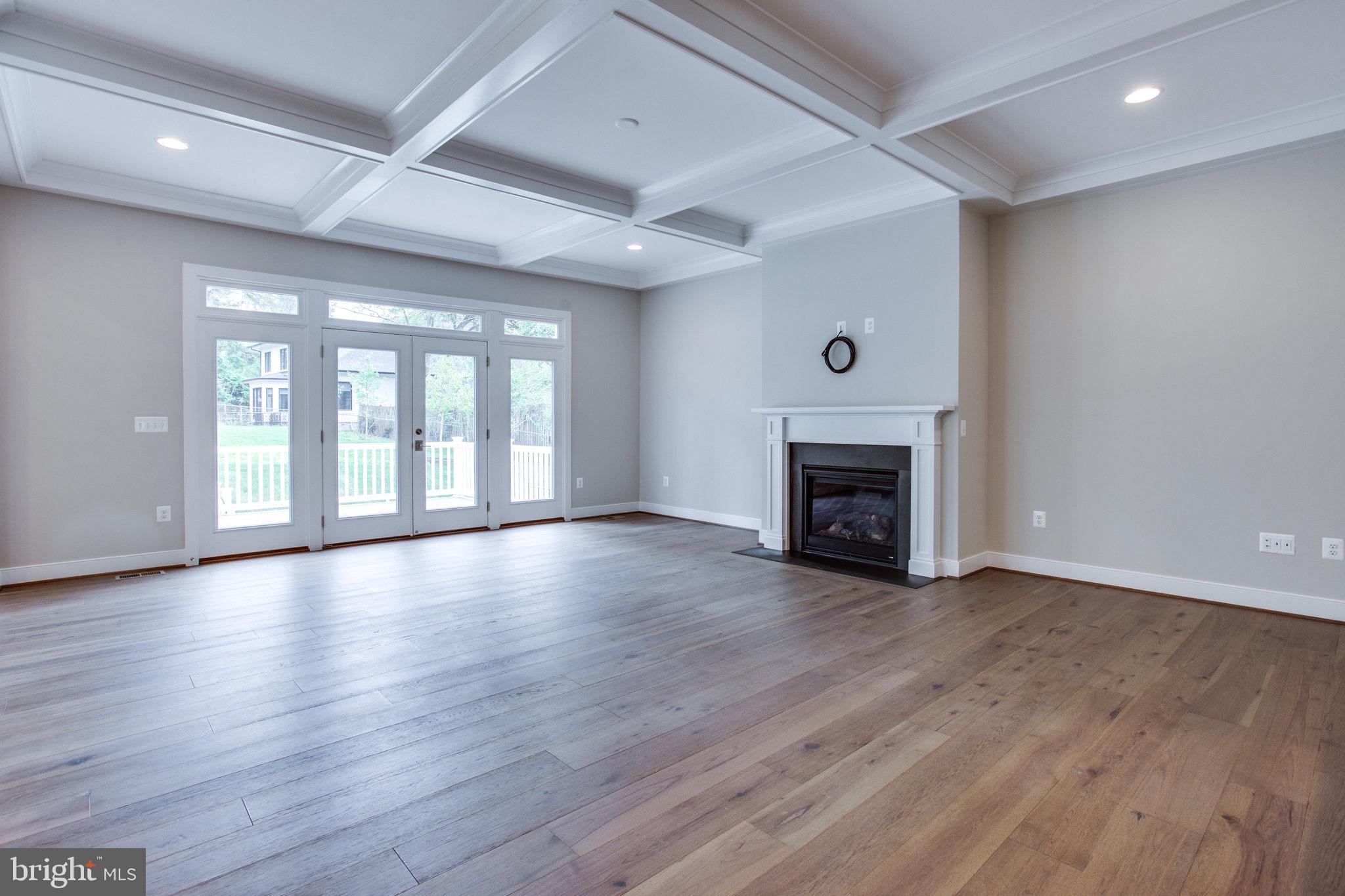 WESTBRIAR COUNTRY CLUB ESTATES - Residential