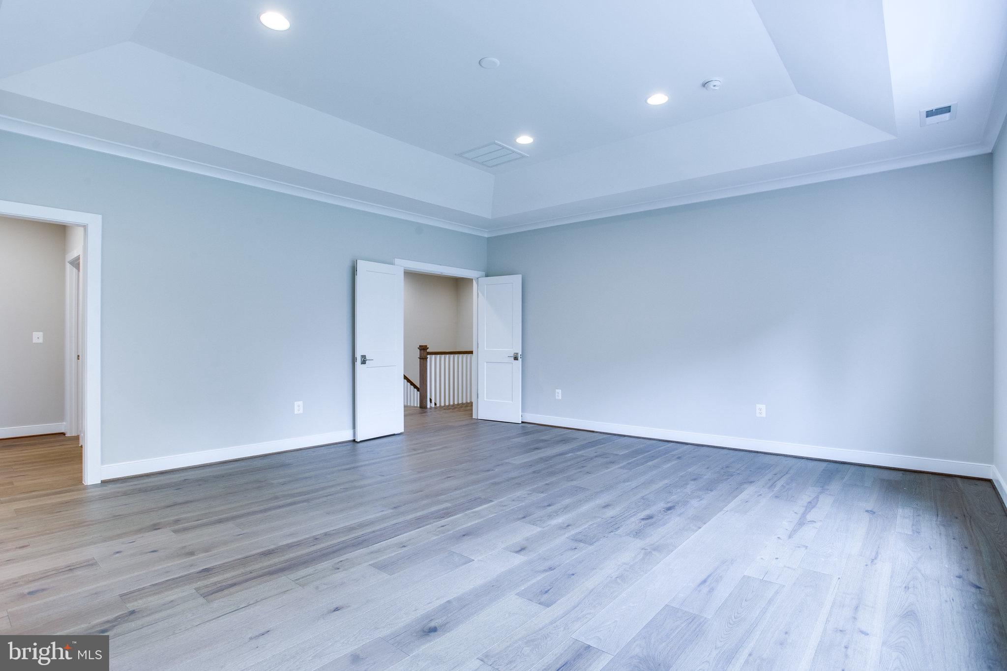 WESTBRIAR COUNTRY CLUB ESTATES - Residential