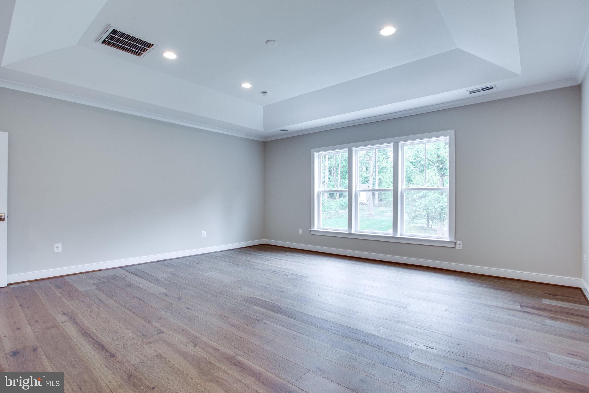 WESTBRIAR COUNTRY CLUB ESTATES - Residential