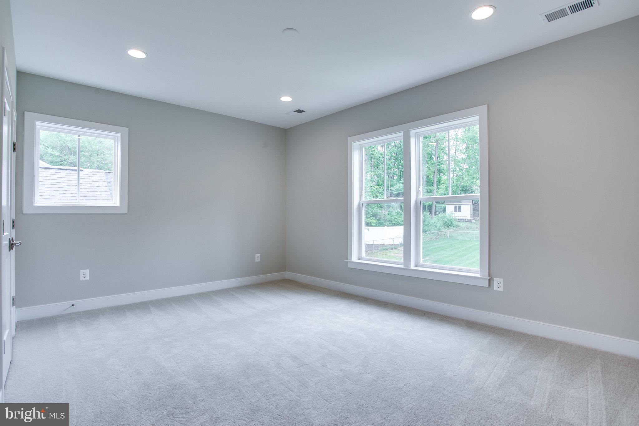 WESTBRIAR COUNTRY CLUB ESTATES - Residential