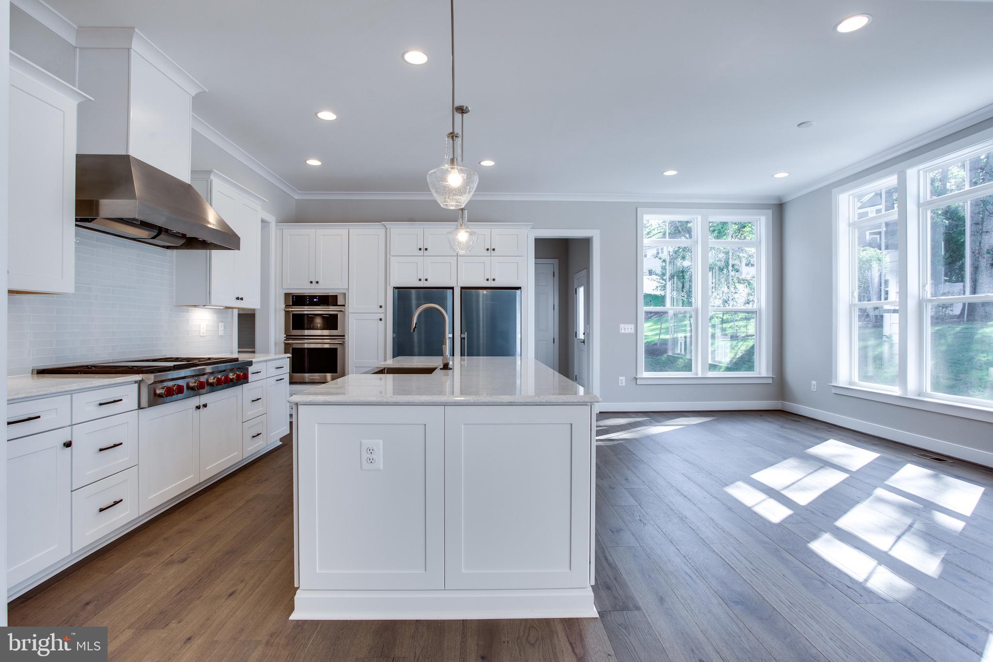 WESTBRIAR COUNTRY CLUB ESTATES - Residential