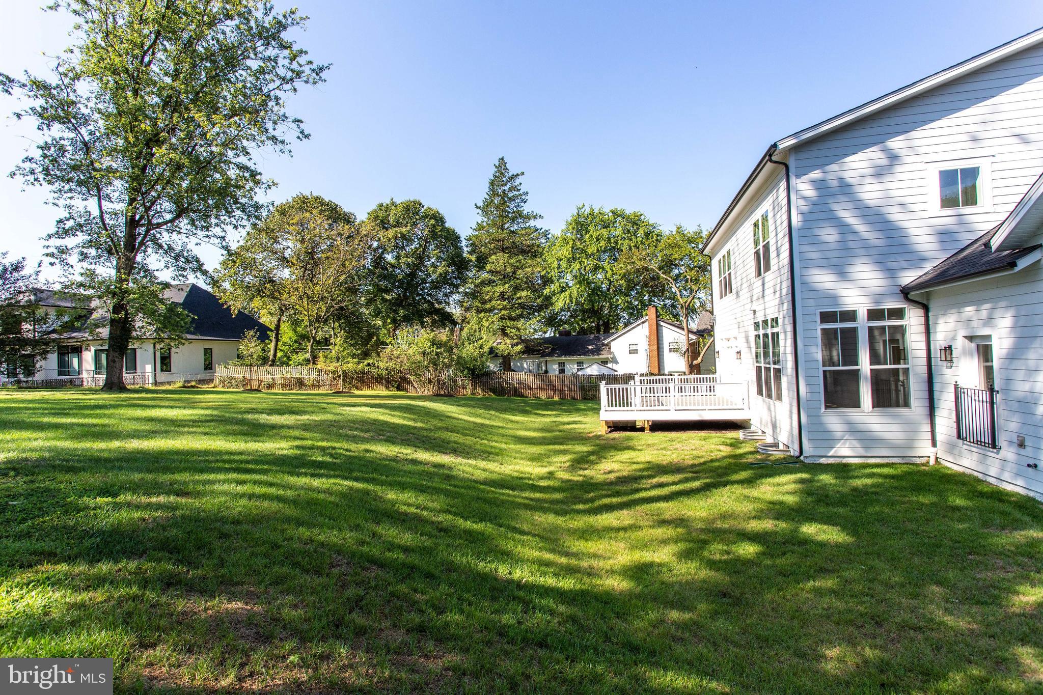 WESTBRIAR COUNTRY CLUB ESTATES - Residential