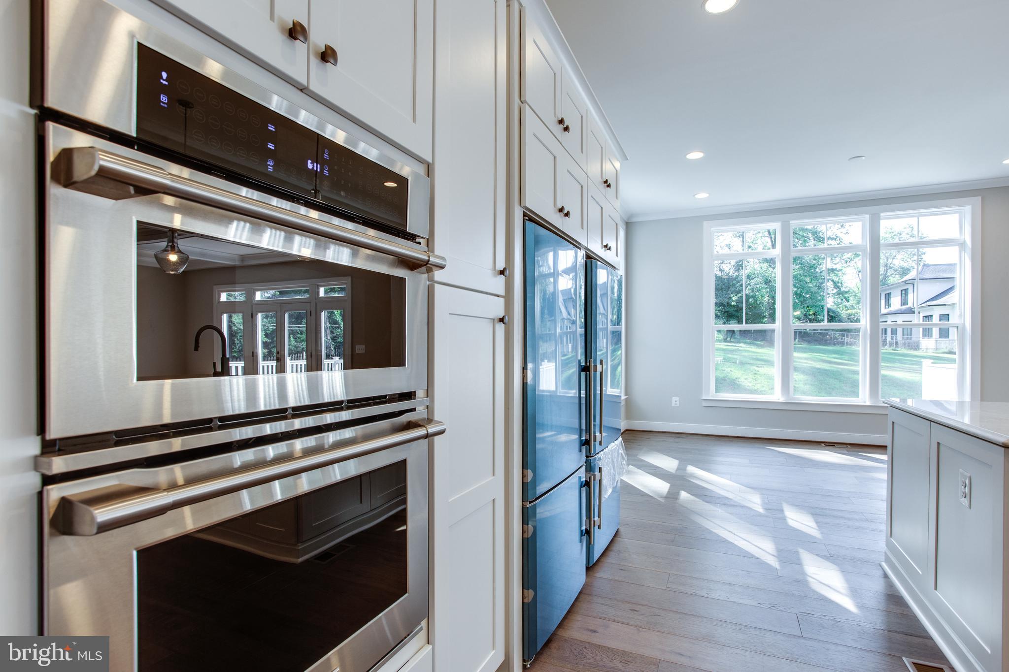 WESTBRIAR COUNTRY CLUB ESTATES - Residential