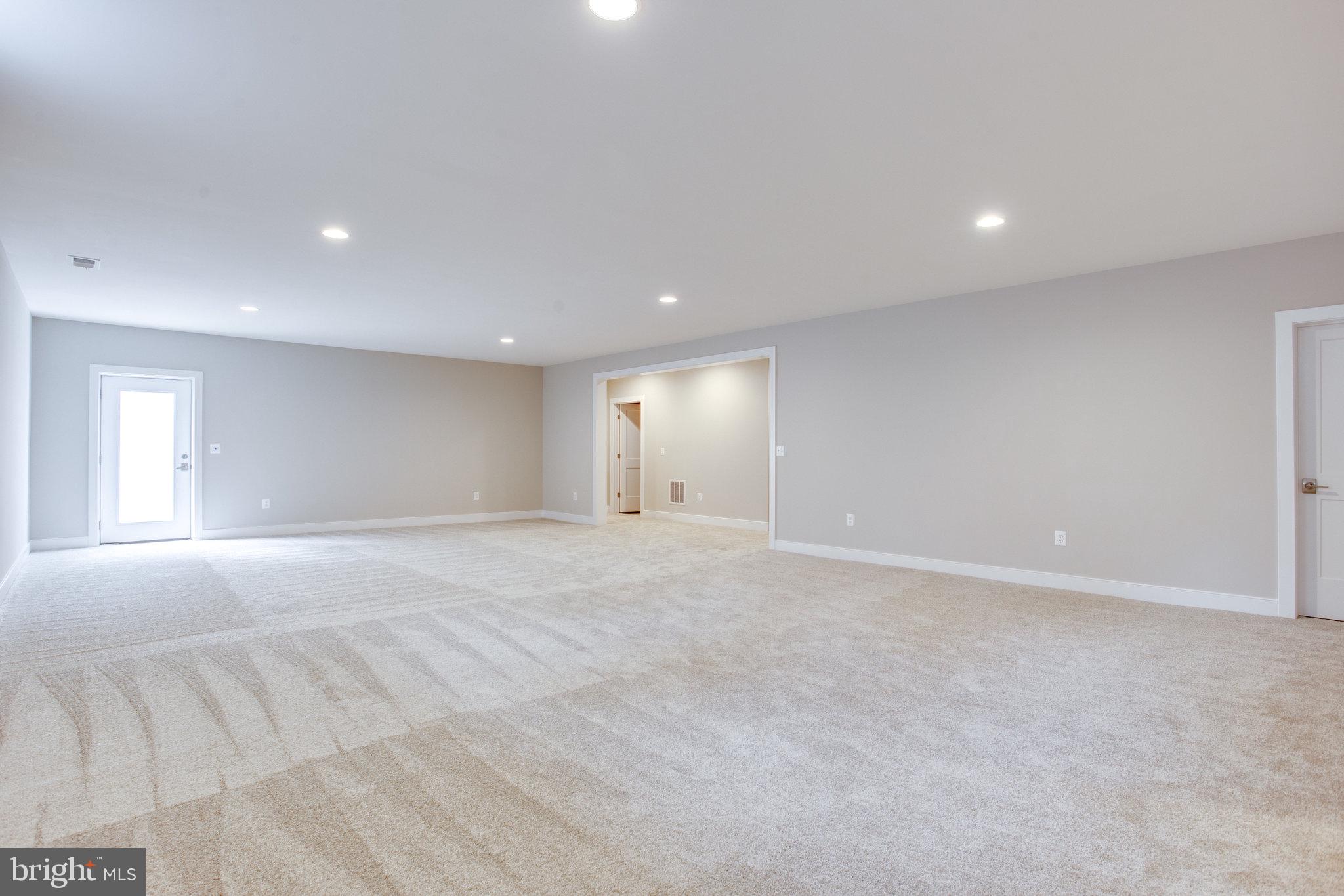 WESTBRIAR COUNTRY CLUB ESTATES - Residential