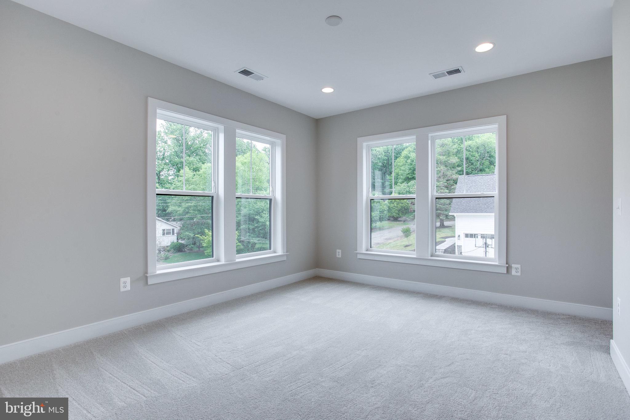 WESTBRIAR COUNTRY CLUB ESTATES - Residential