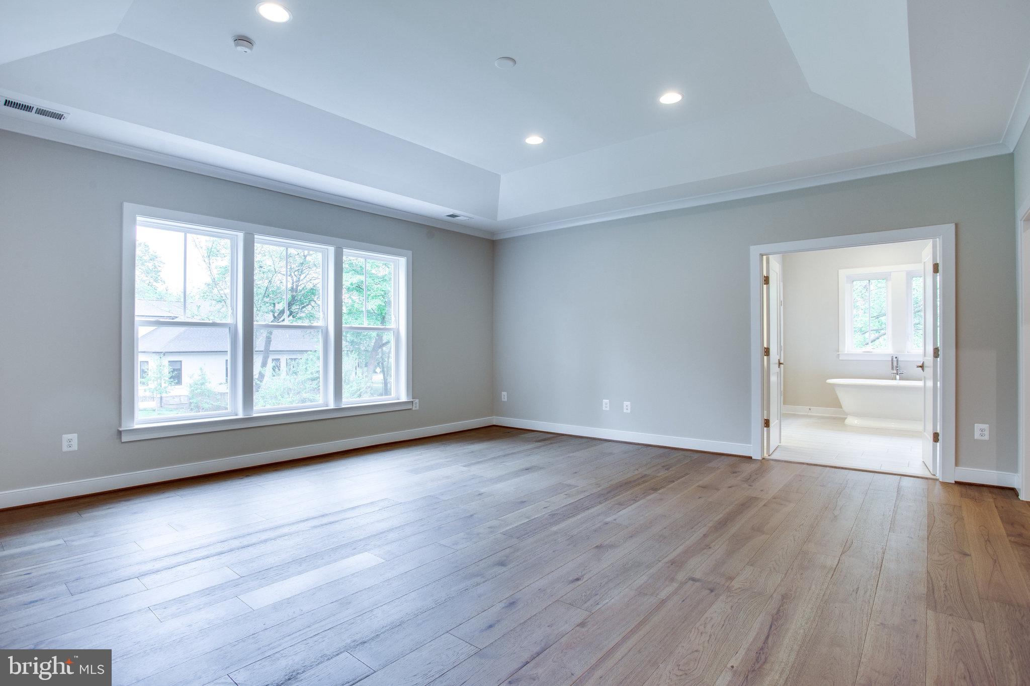 WESTBRIAR COUNTRY CLUB ESTATES - Residential