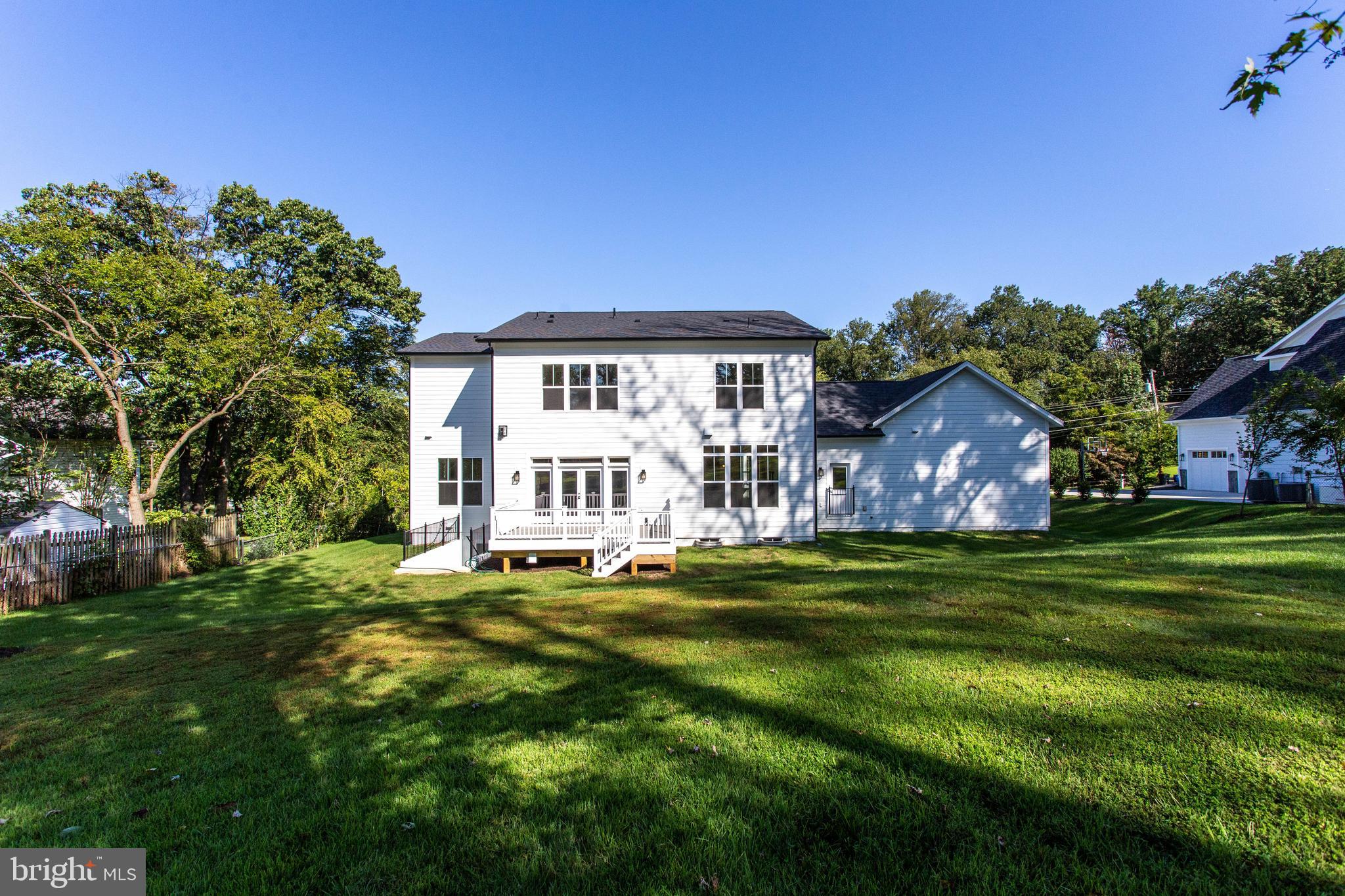 WESTBRIAR COUNTRY CLUB ESTATES - Residential