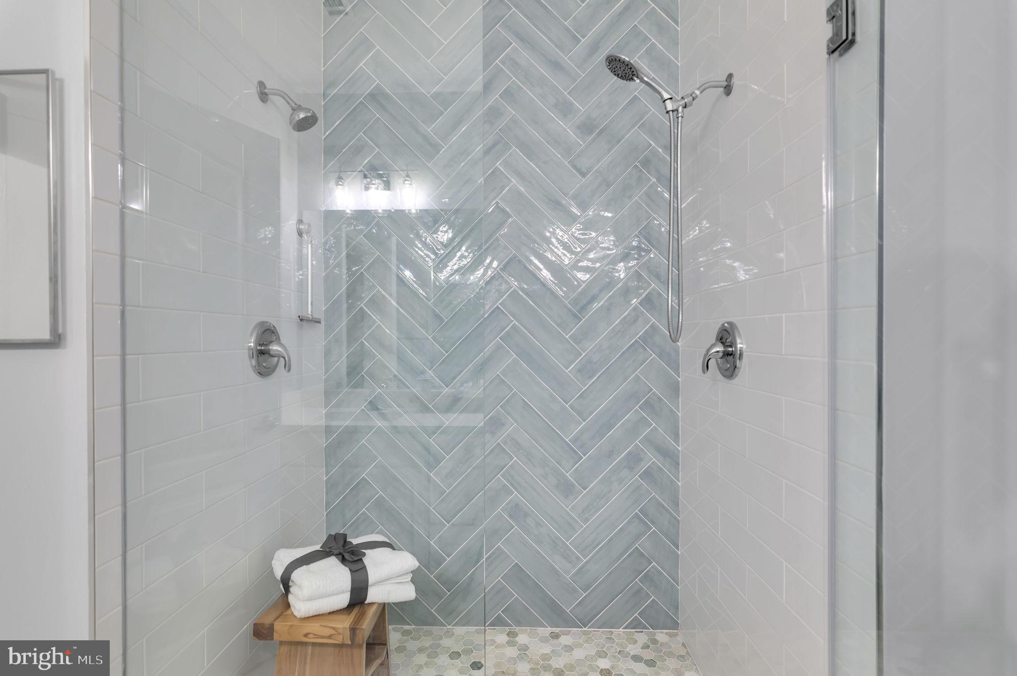 POTOMAC POINTE CONDOMINI - Residential