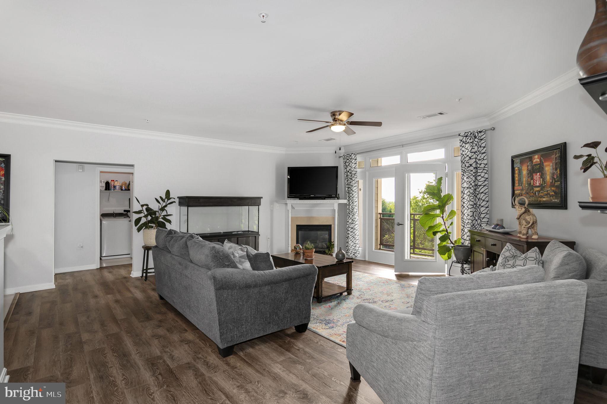 POTOMAC POINTE CONDOMINI - Residential