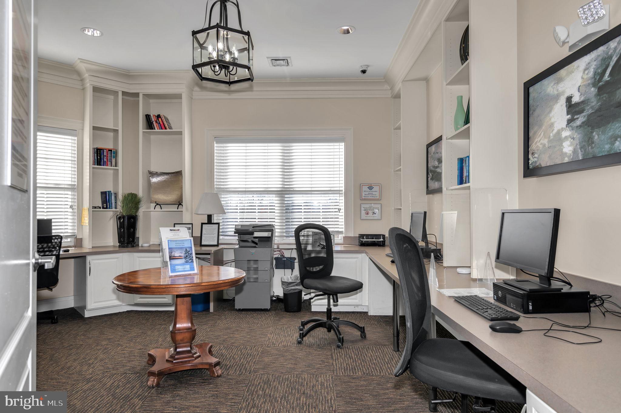 POTOMAC POINTE CONDOMINI - Residential