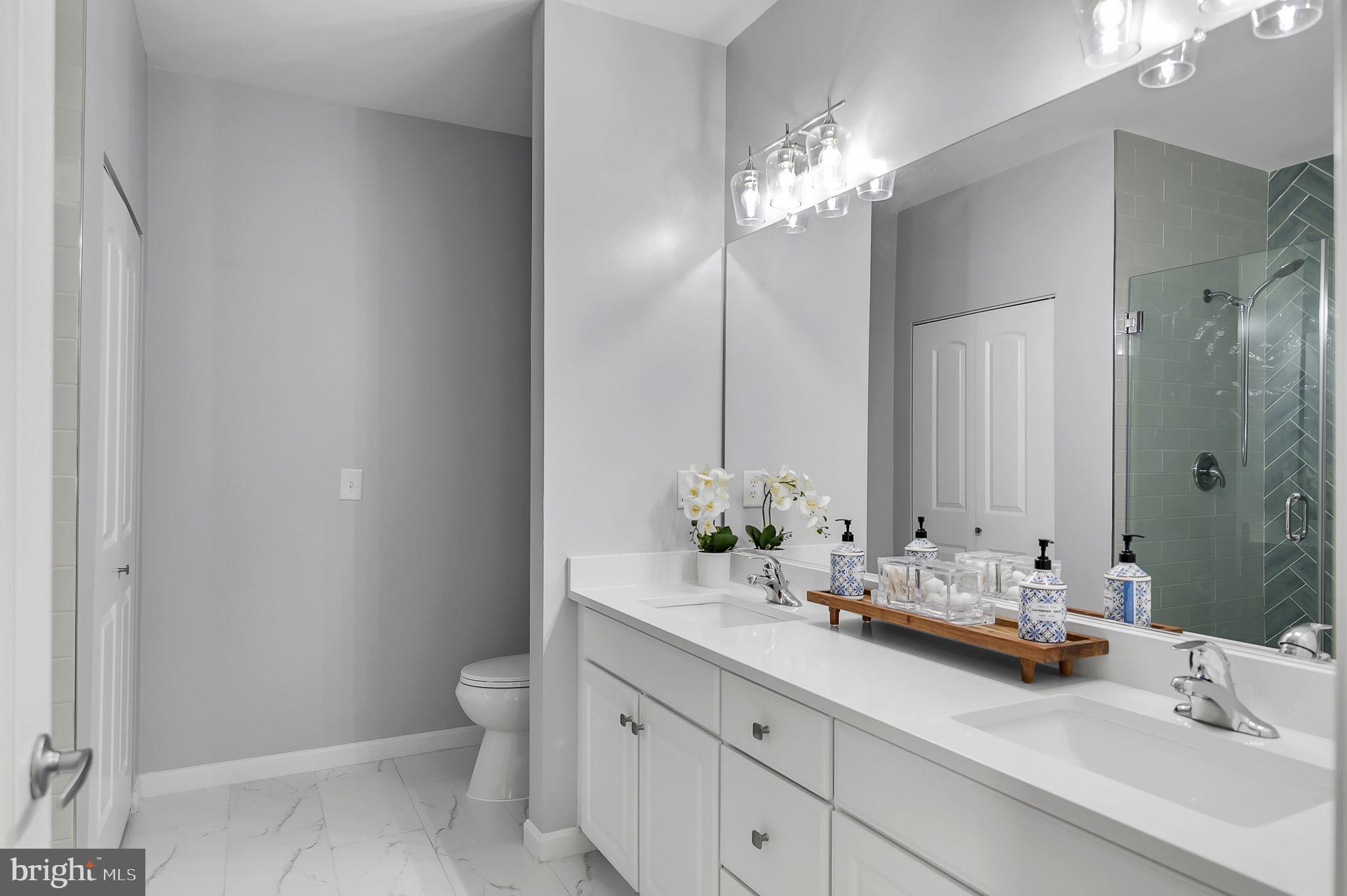 POTOMAC POINTE CONDOMINI - Residential