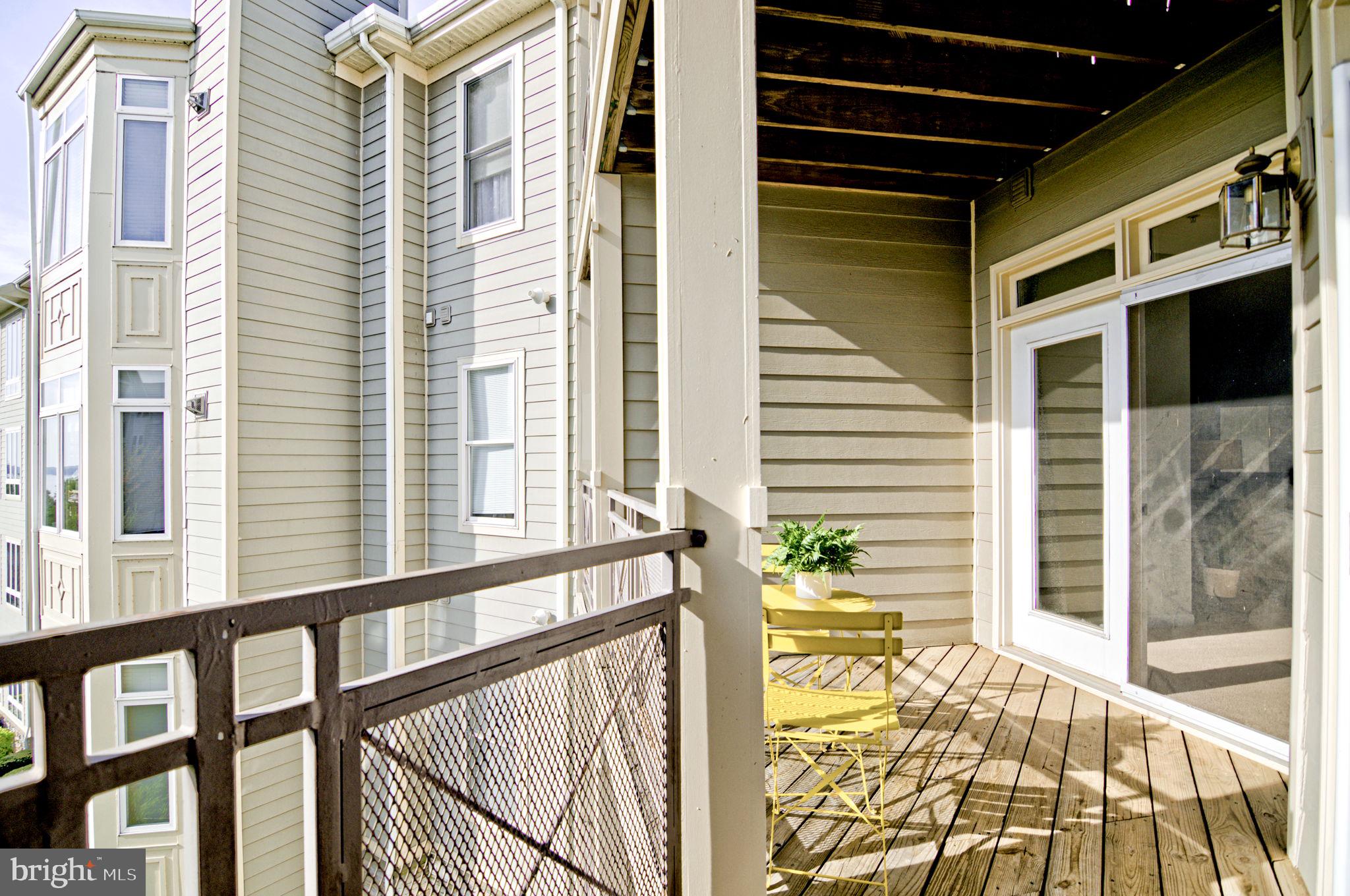 POTOMAC POINTE CONDOMINI - Residential