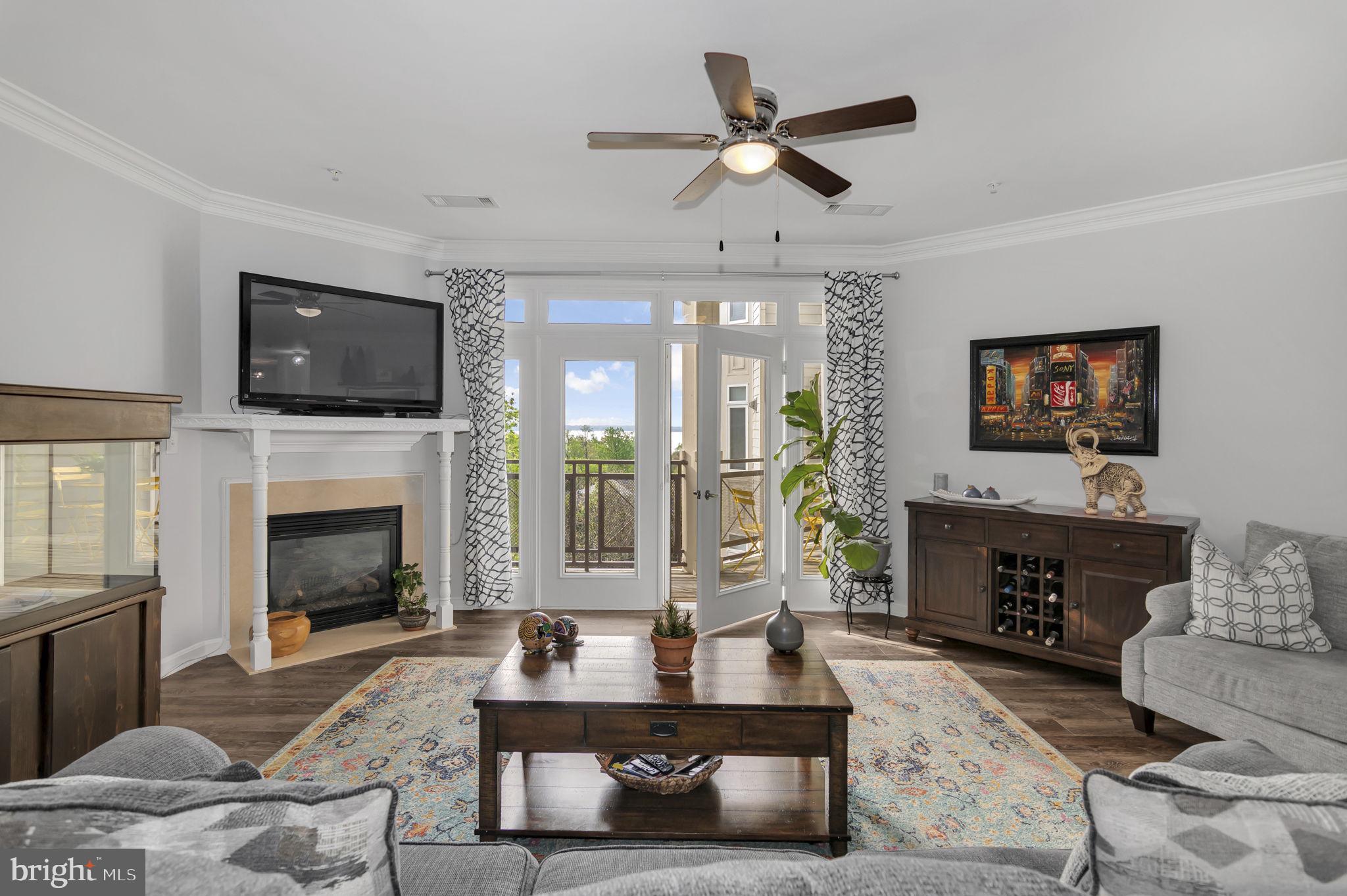 POTOMAC POINTE CONDOMINI - Residential