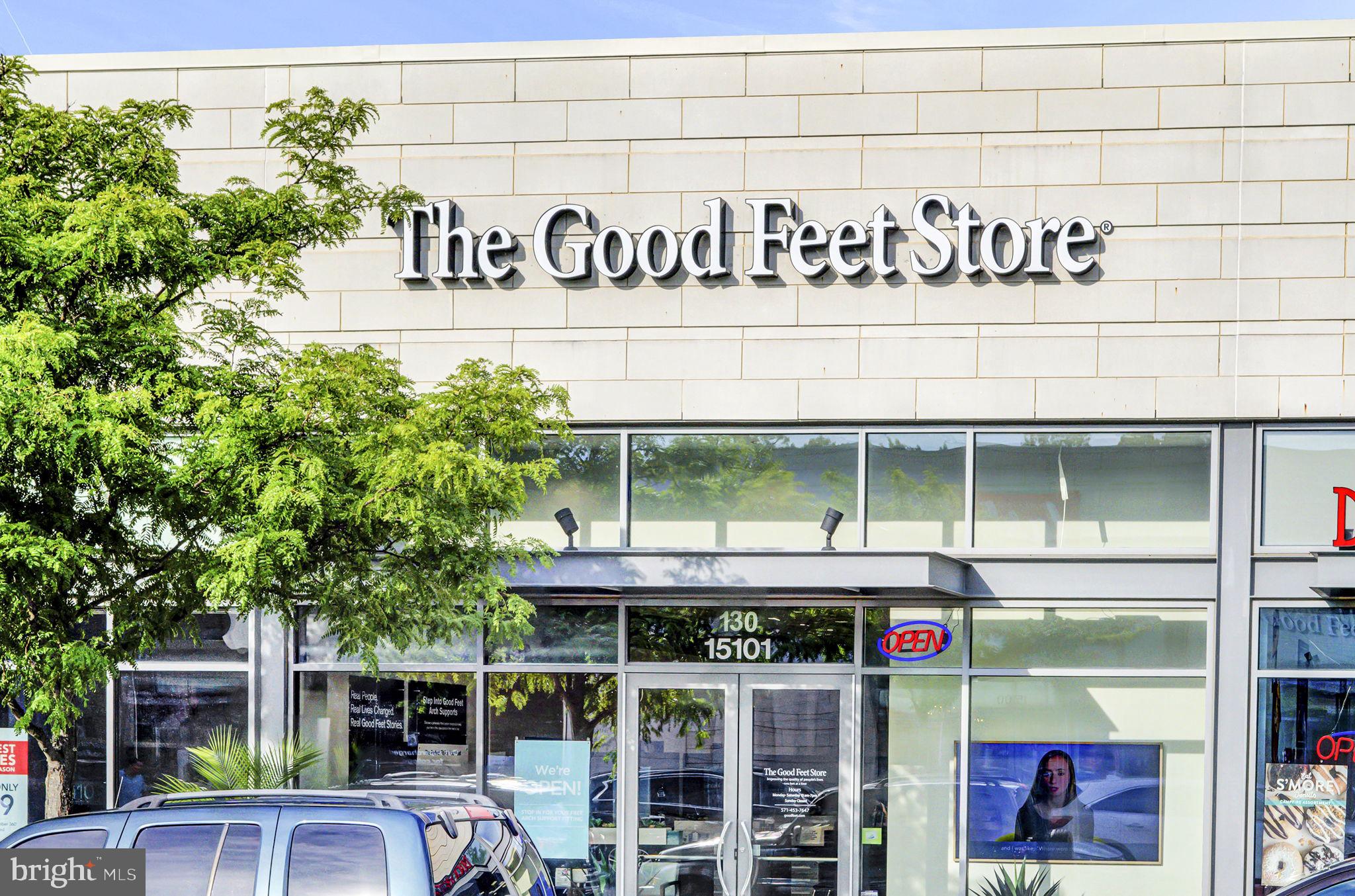 POTOMAC POINTE CONDOMINI - Residential