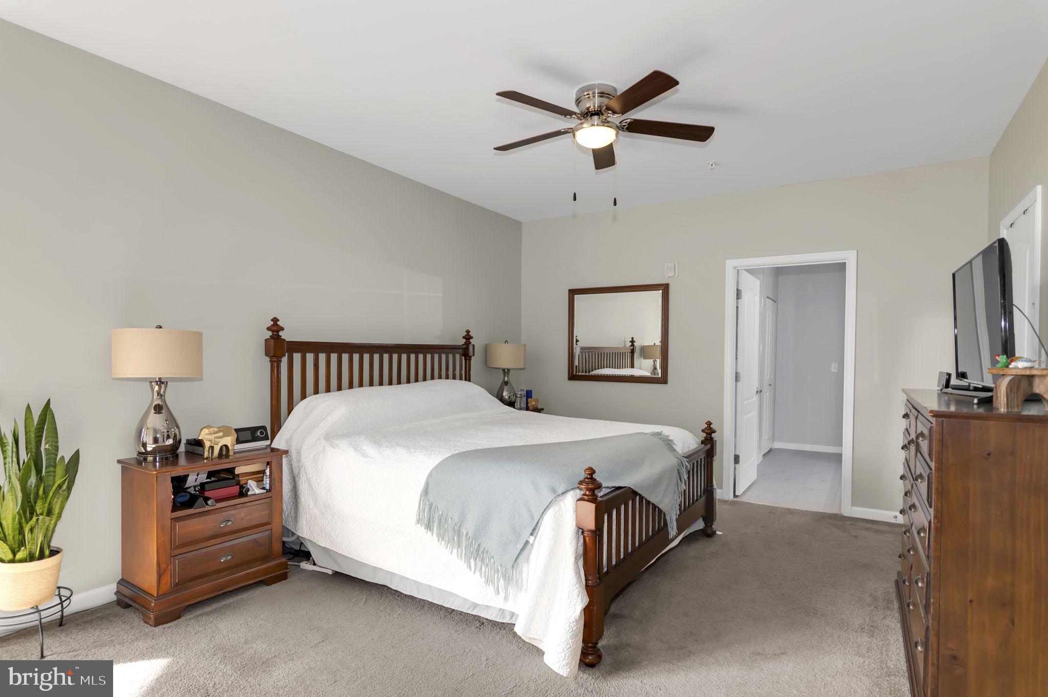 POTOMAC POINTE CONDOMINI - Residential