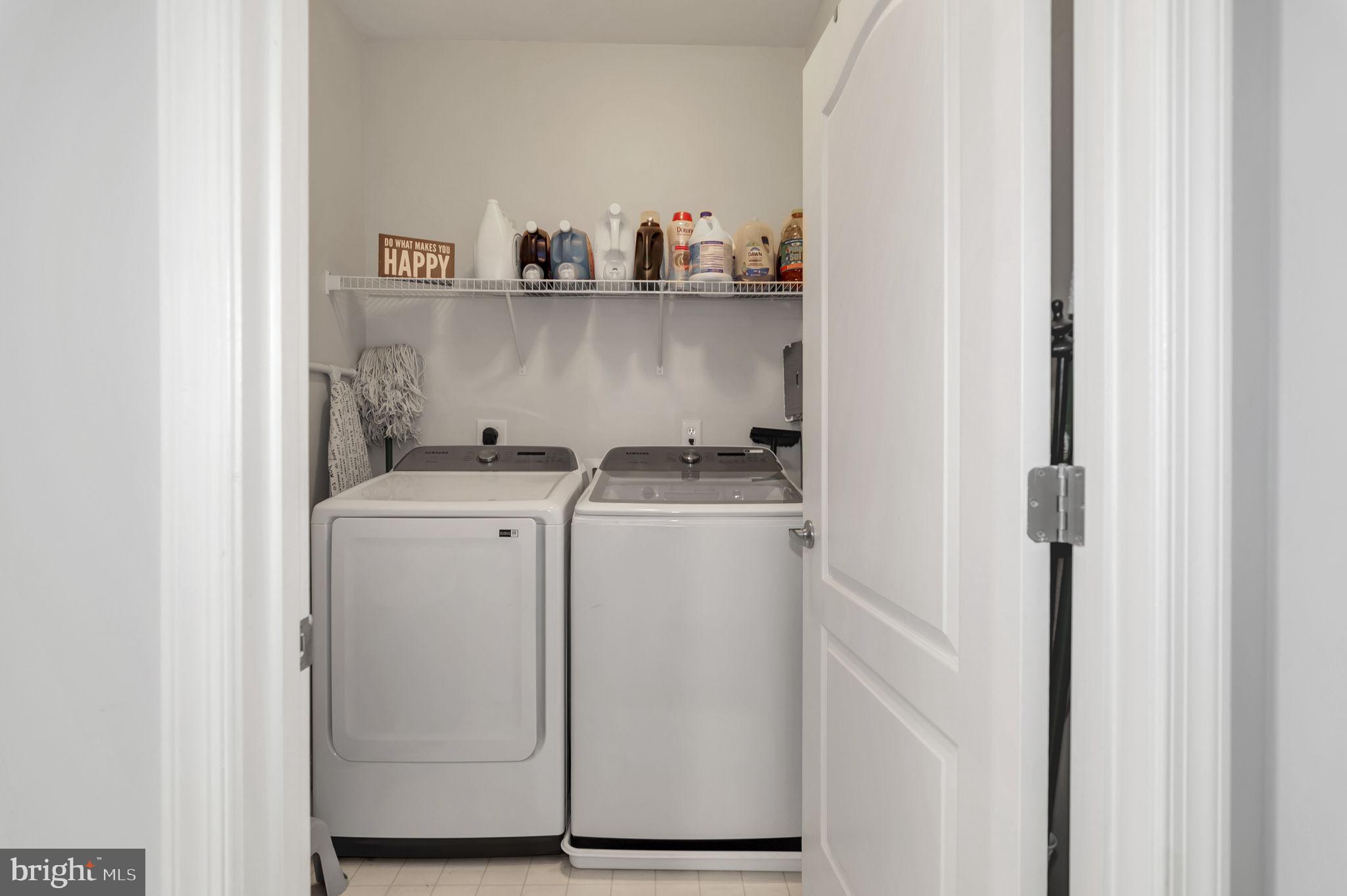 POTOMAC POINTE CONDOMINI - Residential