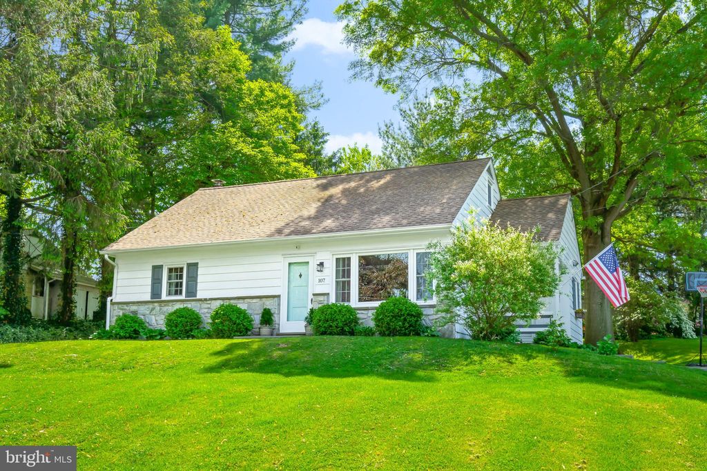 Photo of 107 Circle Road, Millersville, PA 17551 (MLS # PALA2050450)