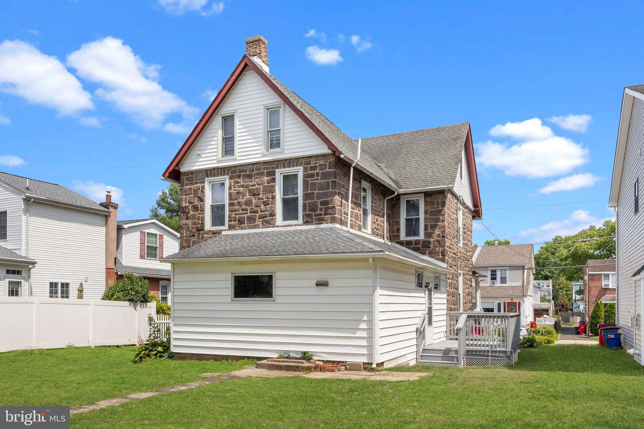 ROCKLEDGE - Residential