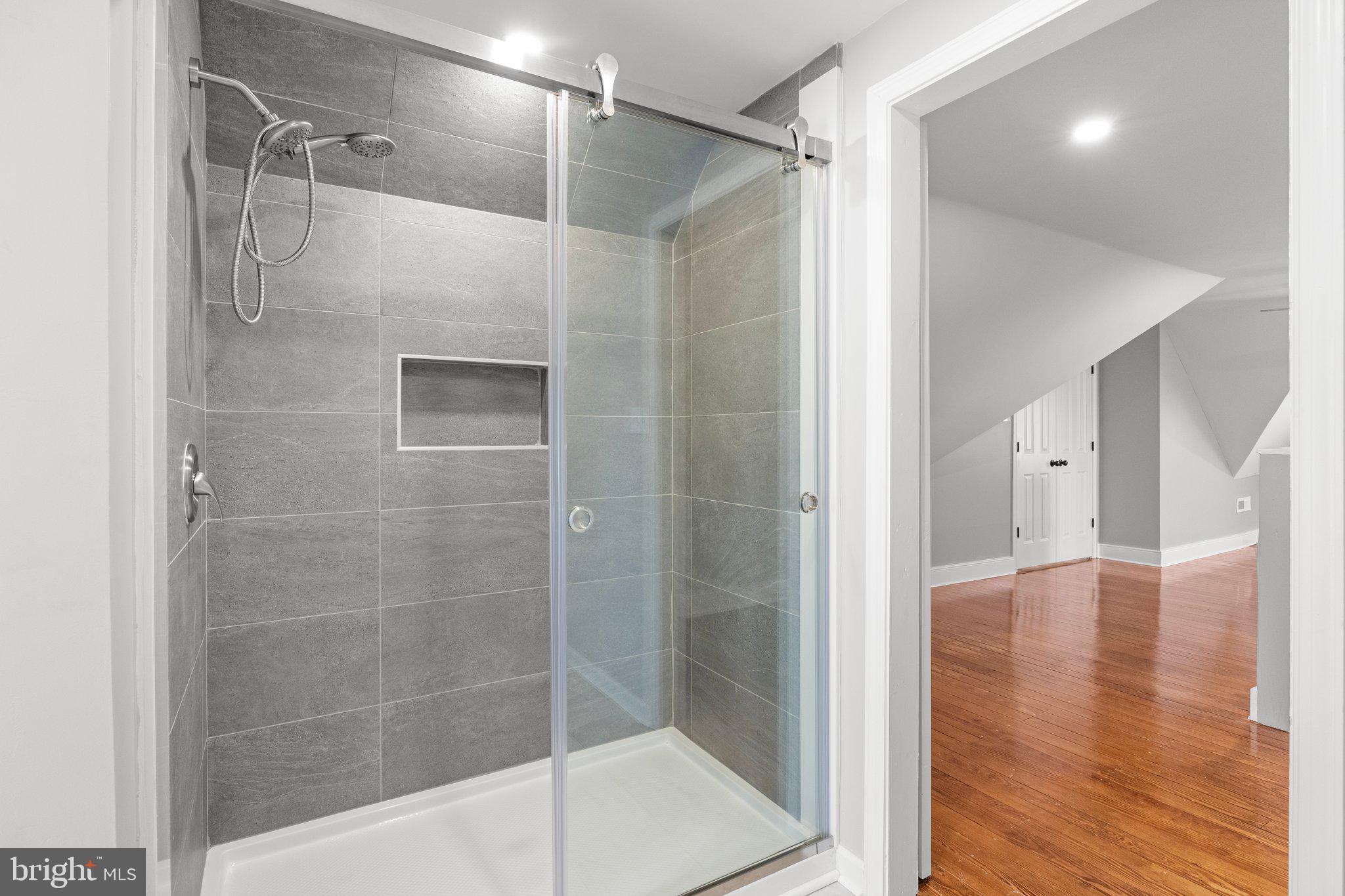 ROCKLEDGE - Residential