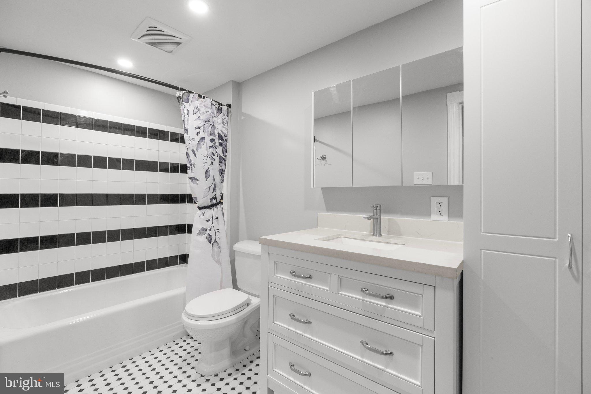 ROCKLEDGE - Residential