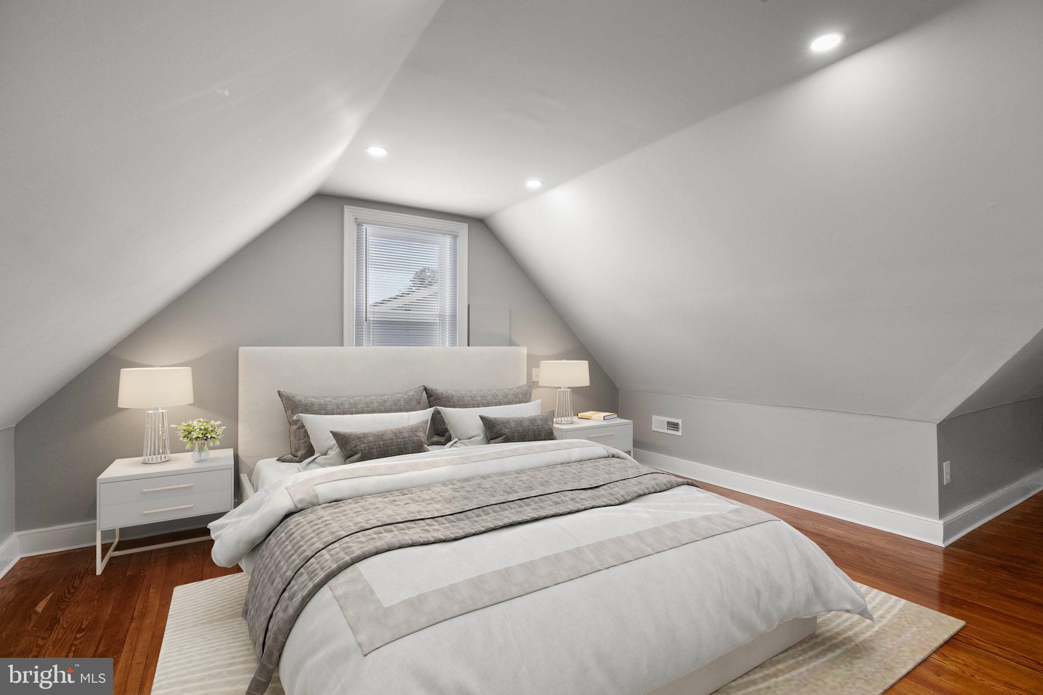 ROCKLEDGE - Residential