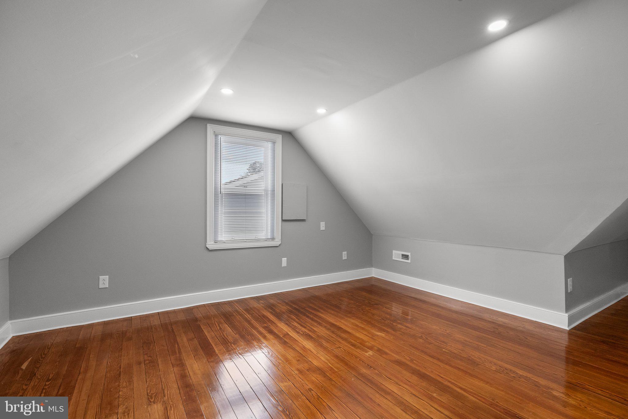 ROCKLEDGE - Residential