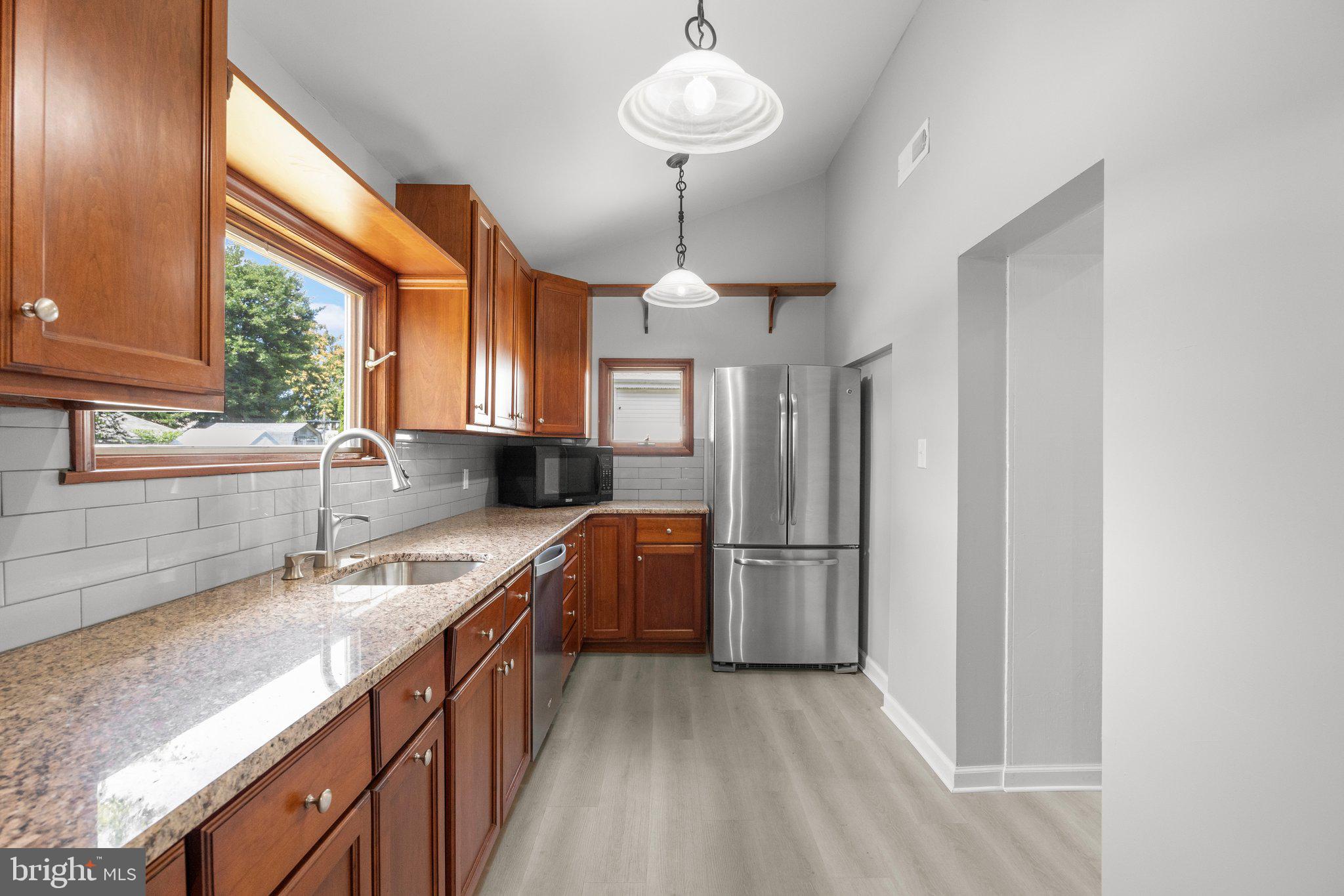 ROCKLEDGE - Residential