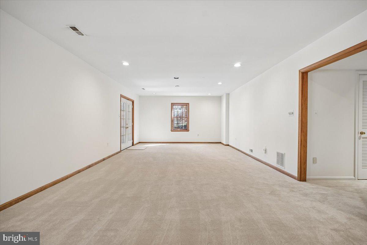 INVERNESS FOREST - Residential