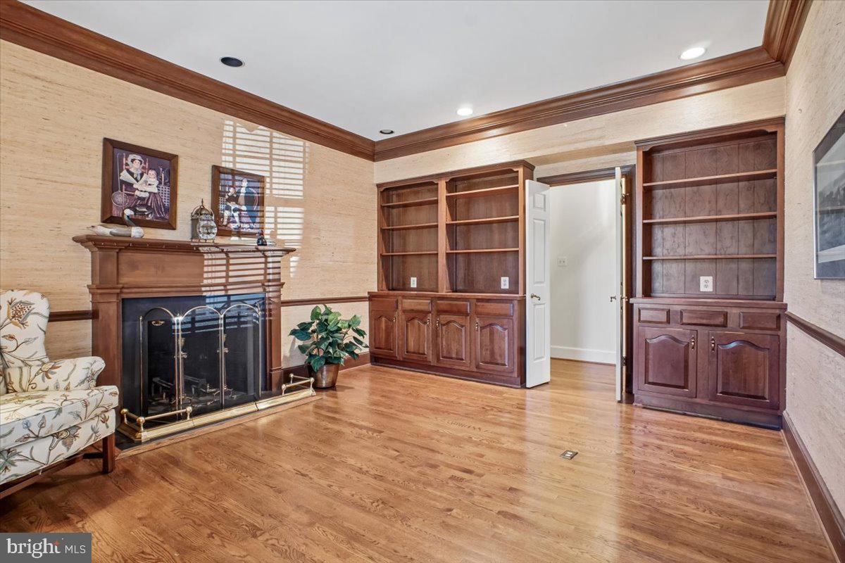 INVERNESS FOREST - Residential